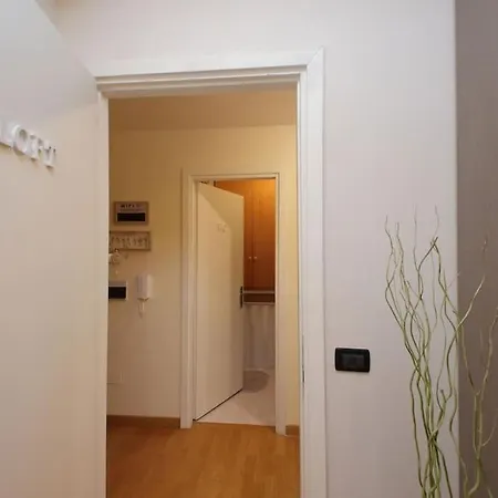 Eur Spinaceto Sensorial Loft Apartmán *