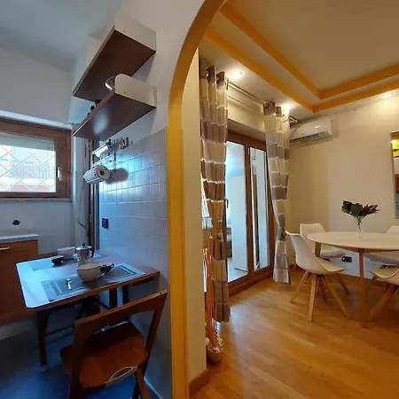 Eur Spinaceto Sensorial Loft Apartmán *